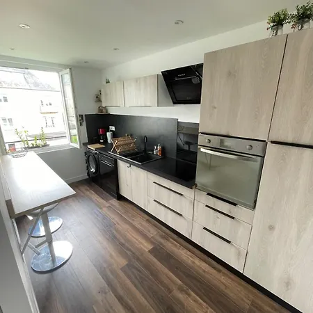 85m2 Neuf, Lumineux Et Spacieux En Centre-ville Appartement *